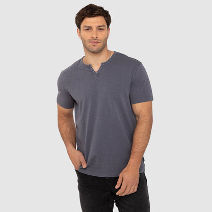 REMERA HENLEY MANGA CORTA