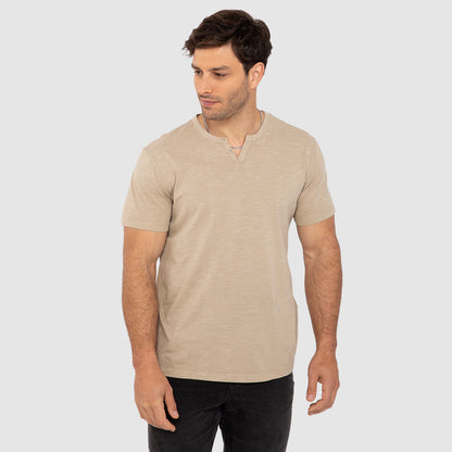 REMERA HENLEY MANGA CORTA